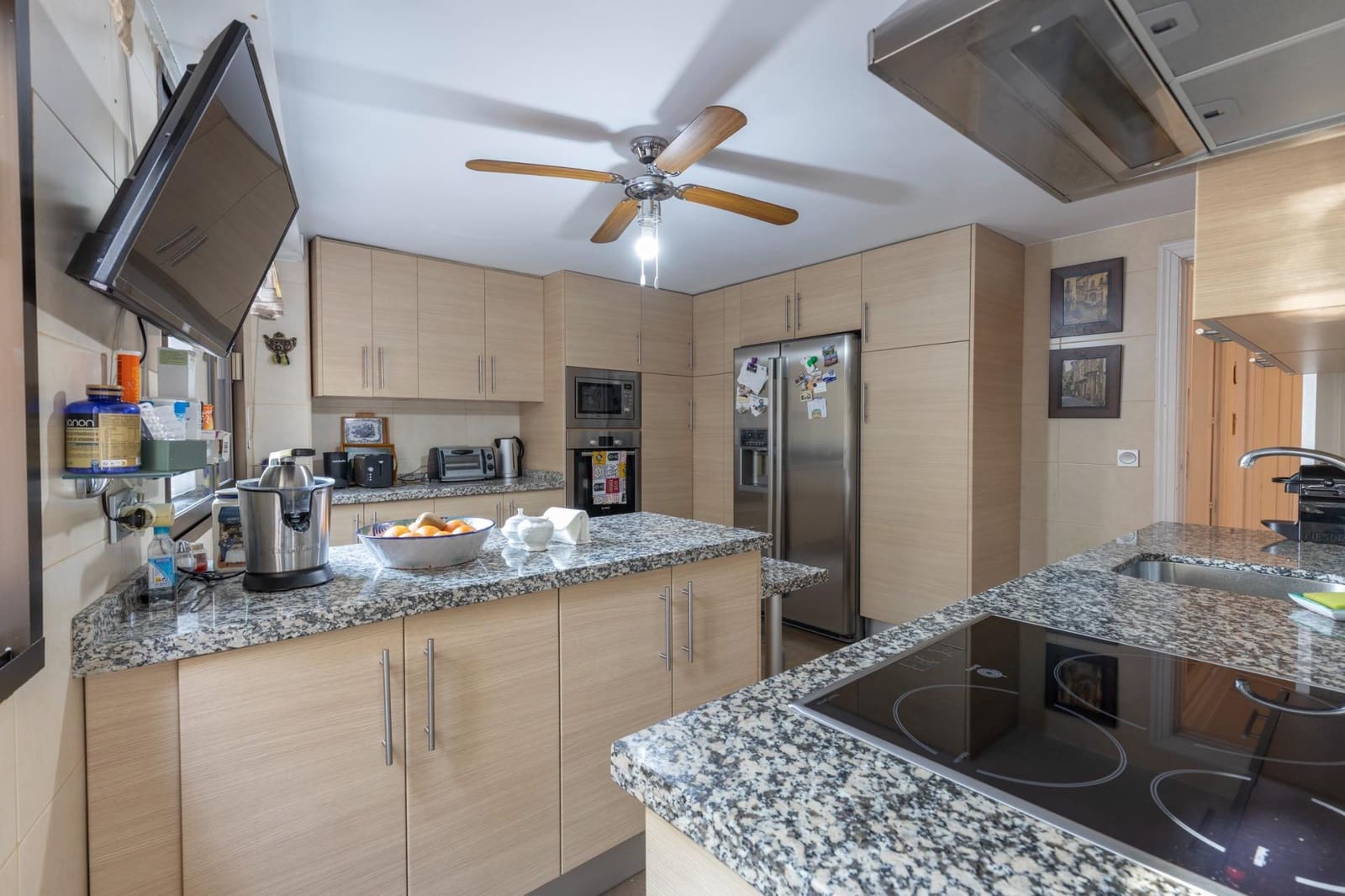 Piso de 4 habitaciones en Granada ciudad en venta con piscina garaje - 950.000 € (Ref: 9994283)