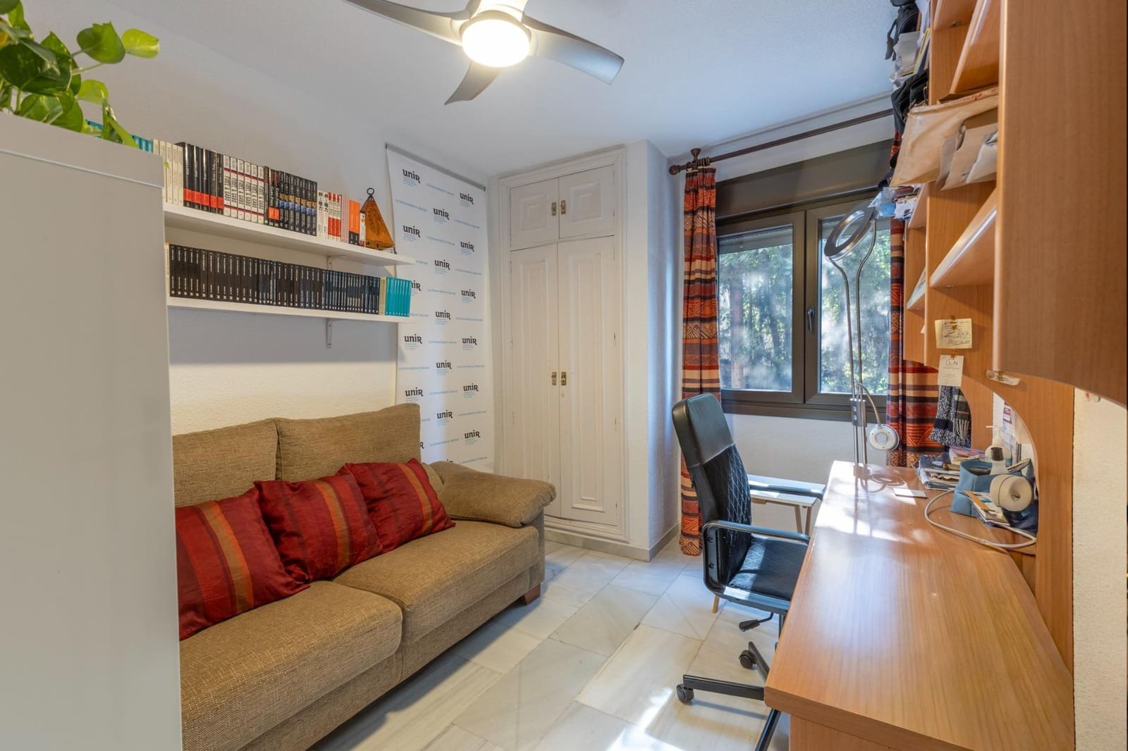 Piso de 4 habitaciones en Granada ciudad en venta con piscina garaje - 950.000 € (Ref: 9994283)