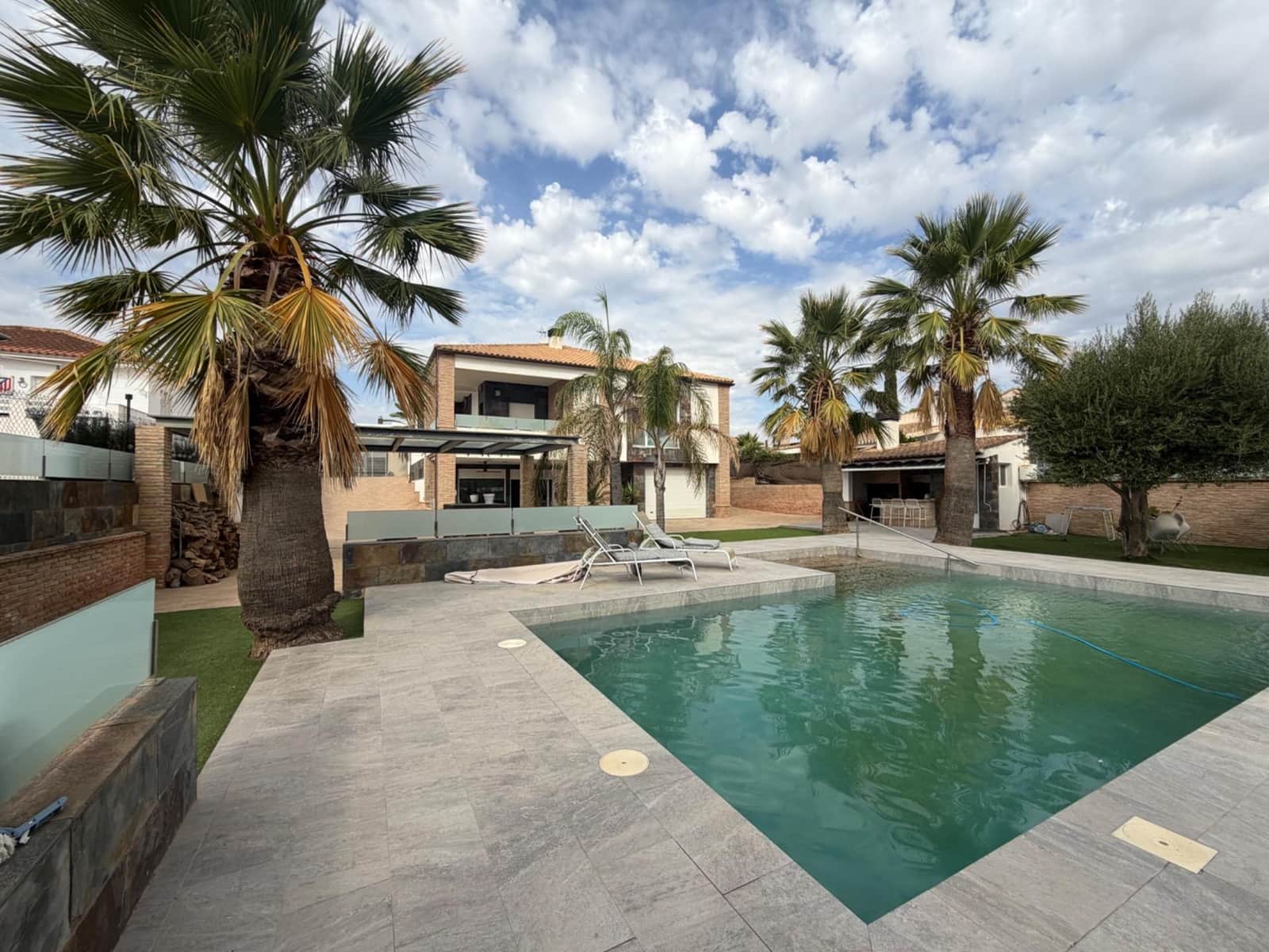 5 slaapkamer Villa te koop in Molina de Segura met zwembad garage - € 685.000 (Ref: 10129701)