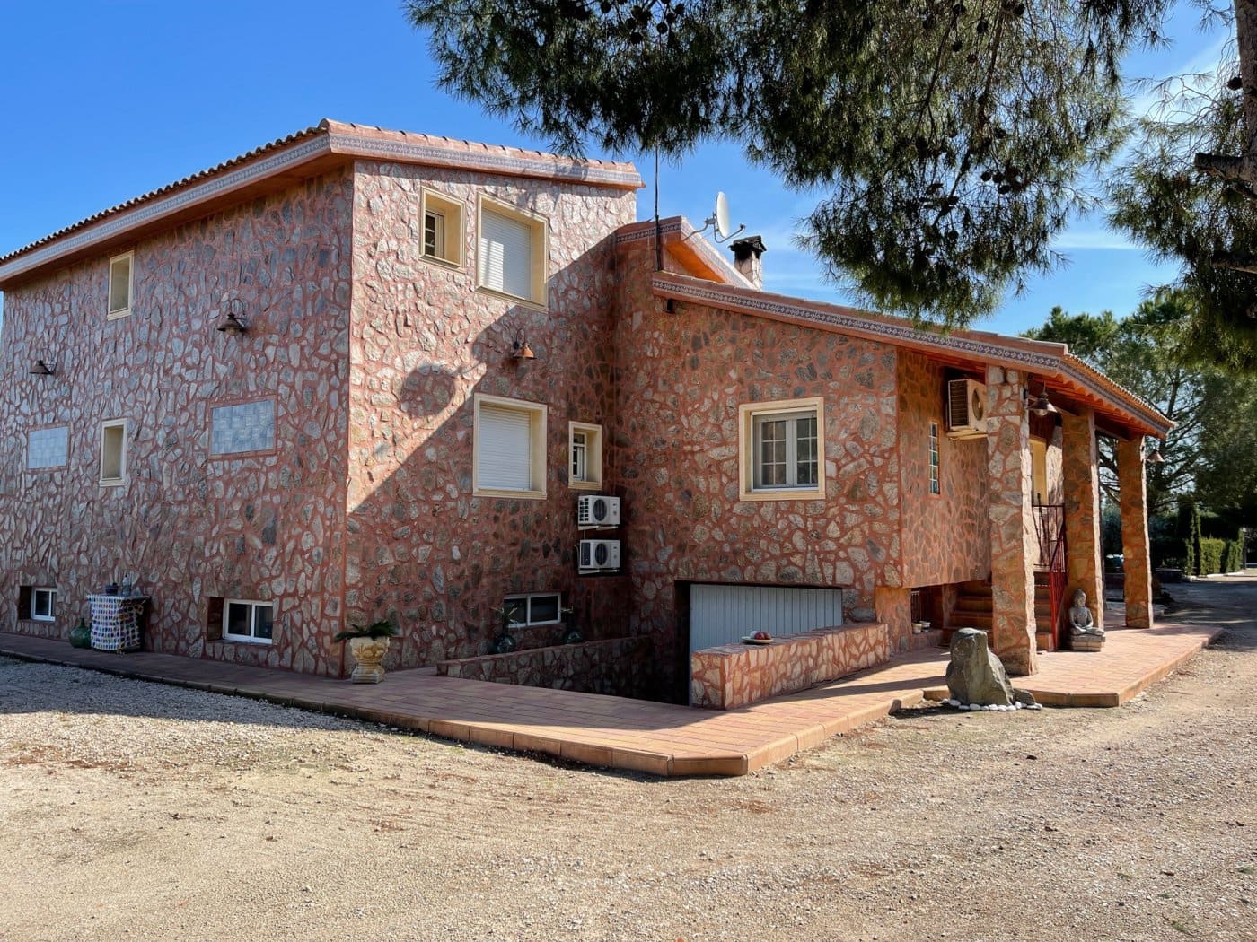 5 soveværelse Finca/Landehus til salg i Molina de Segura med swimmingpool garage - € 875.000 (Ref: 6749181)