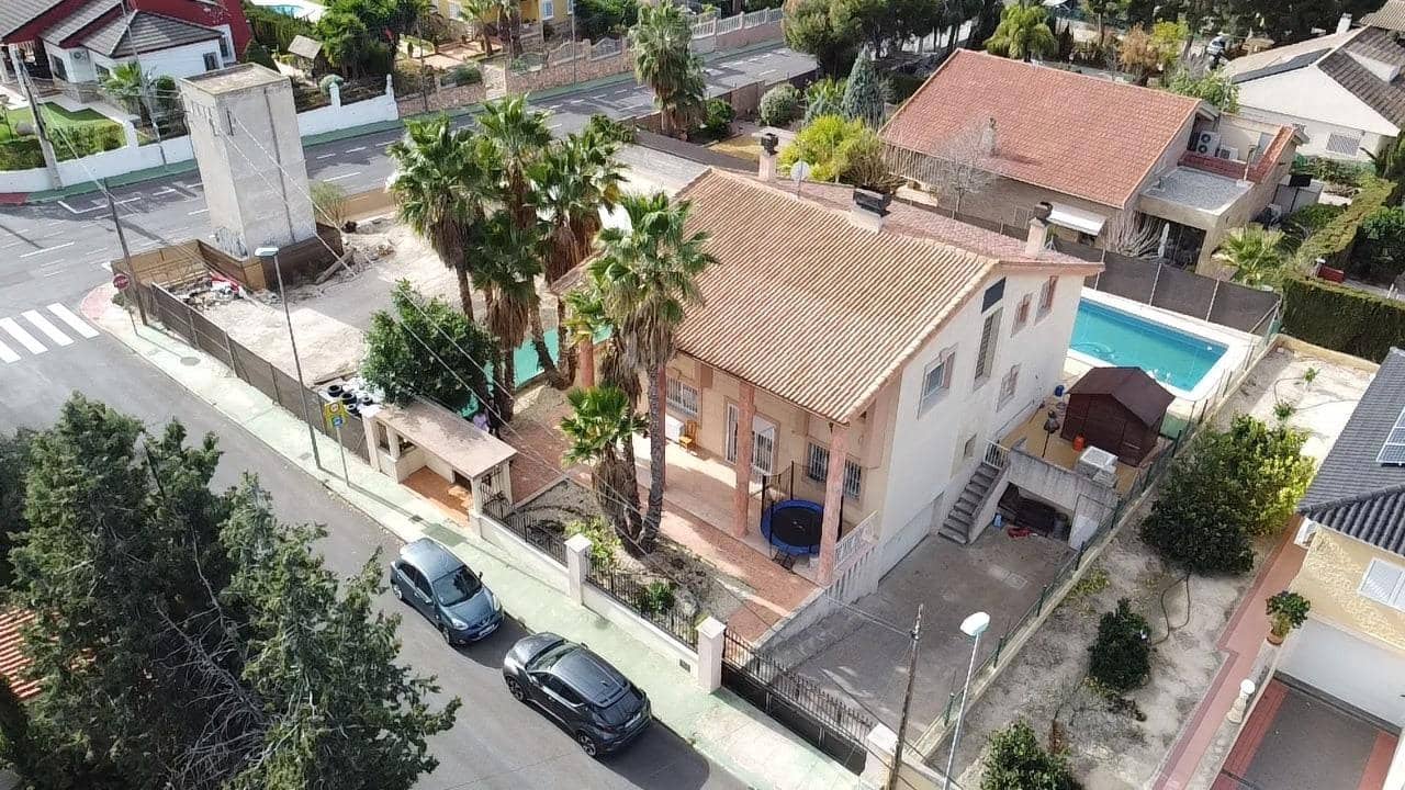 5 bedroom Villa for sale in Molina de Segura with pool garage € 355,000 (Ref 8069688)