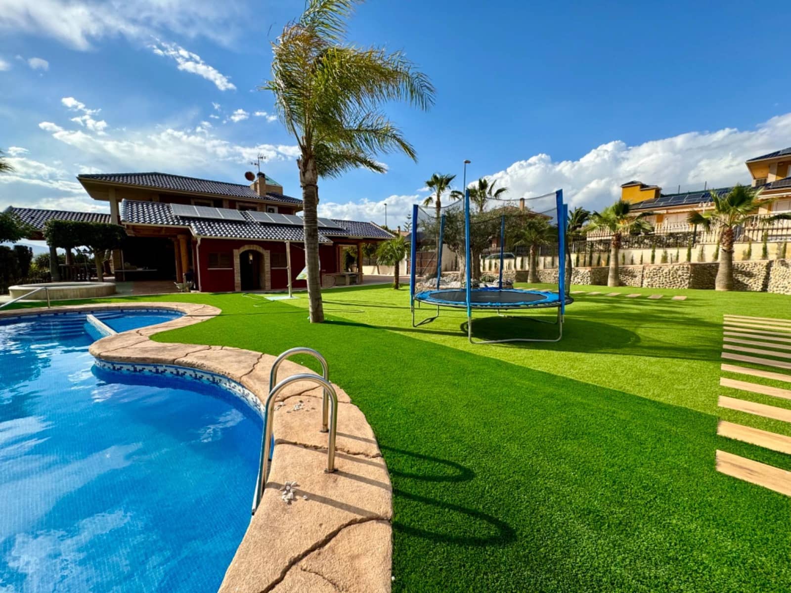 4 soveværelse Villa til salg i Molina de Segura med swimmingpool garage - € 830.000 (Ref: 8324956)