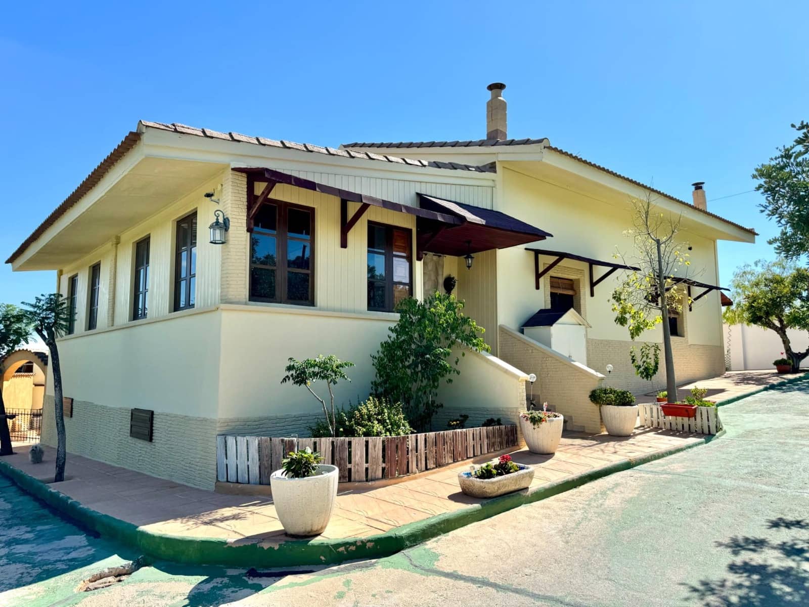 4 soverom Villa til salgs i Los Valientes med svømmebasseng garasje - € 450 000 (Ref: 8362876)