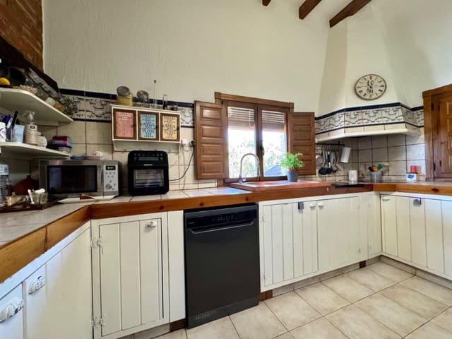 4 soverom Villa til salgs i Los Valientes, Molina de Segura med svømmebasseng garasje - € 450 000 (Ref: 8362876)