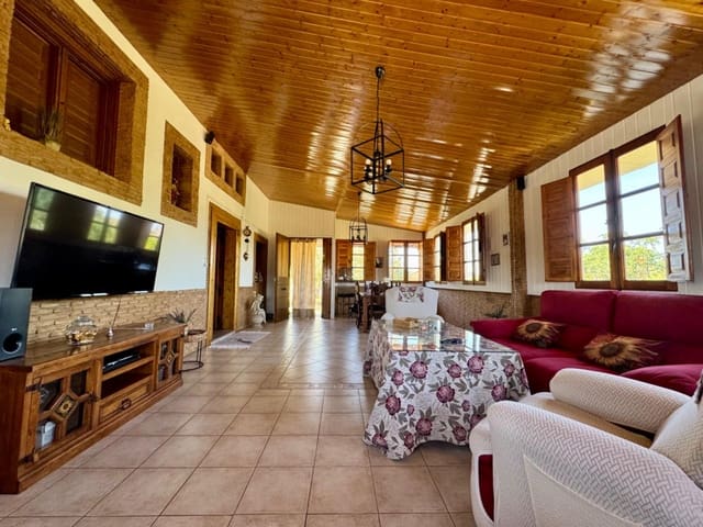 4 soverom Villa til salgs i Los Valientes, Molina de Segura med svømmebasseng garasje - € 450 000 (Ref: 8362876)