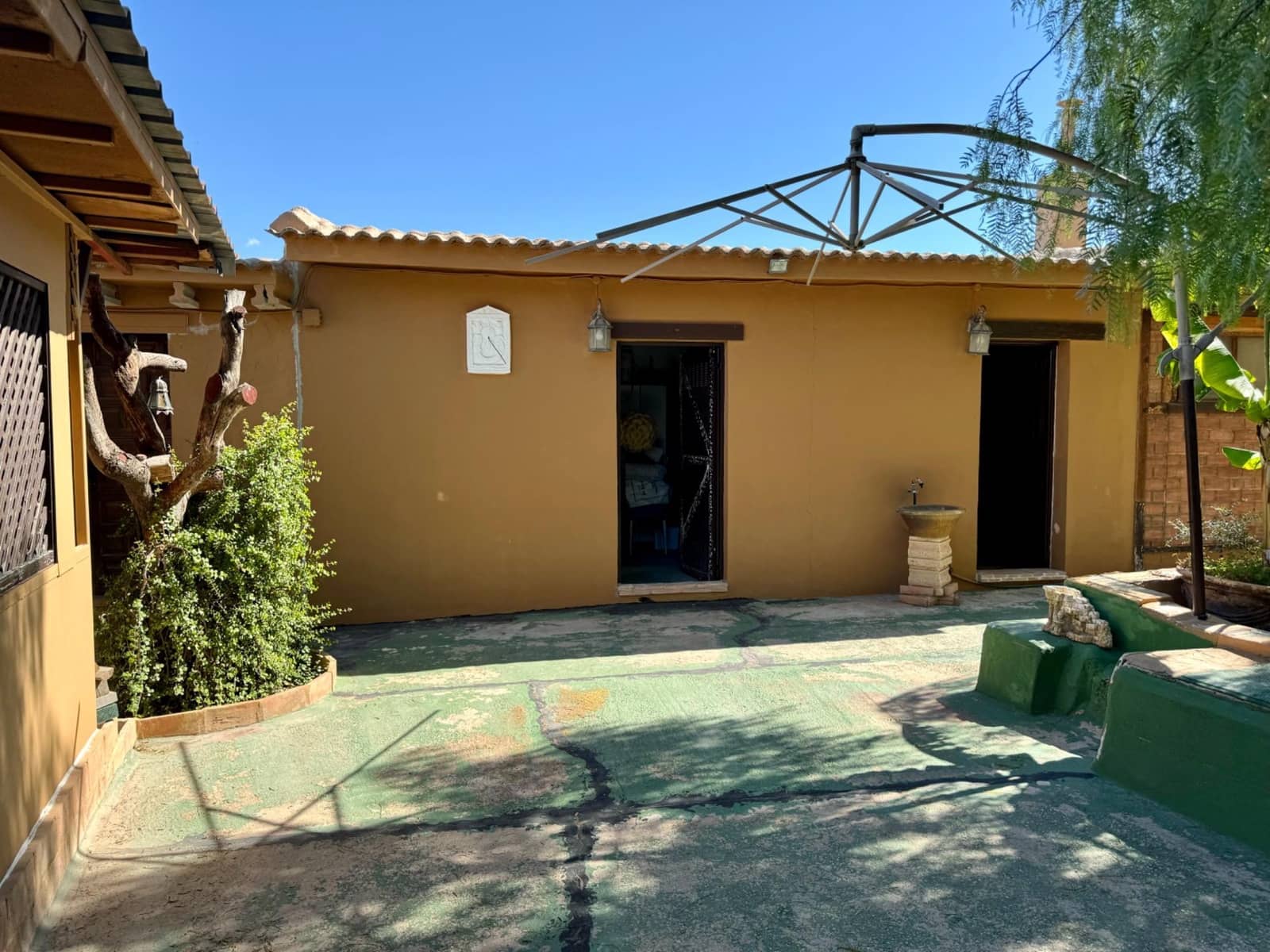 4 soverom Villa til salgs i Los Valientes med svømmebasseng garasje - € 450 000 (Ref: 8362876)