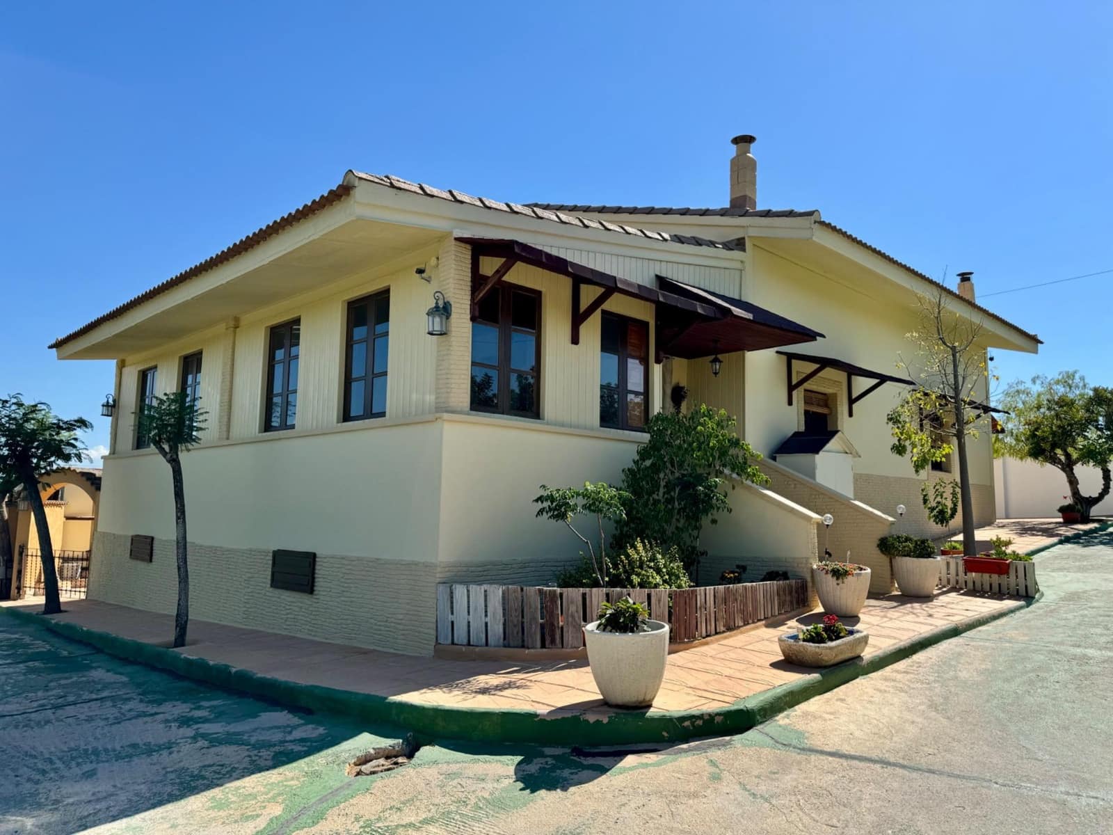 4 soverom Villa til salgs i Los Valientes med svømmebasseng garasje - € 450 000 (Ref: 8362876)