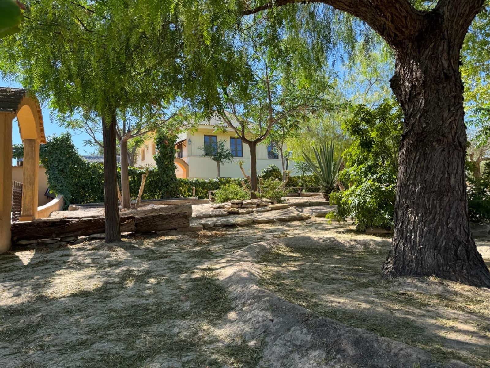 4 soverom Villa til salgs i Los Valientes med svømmebasseng garasje - € 450 000 (Ref: 8362876)