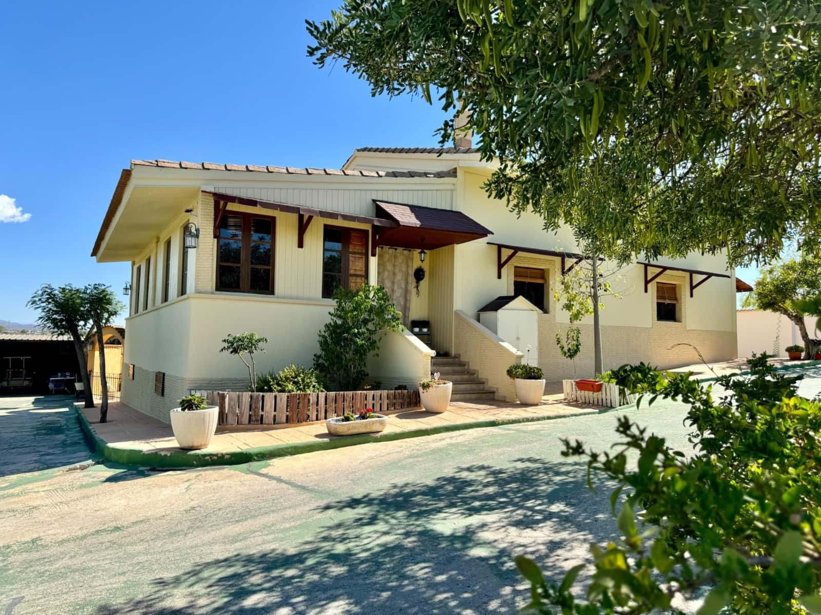 4 soverom Villa til salgs i Los Valientes med svømmebasseng garasje - € 450 000 (Ref: 8362876)