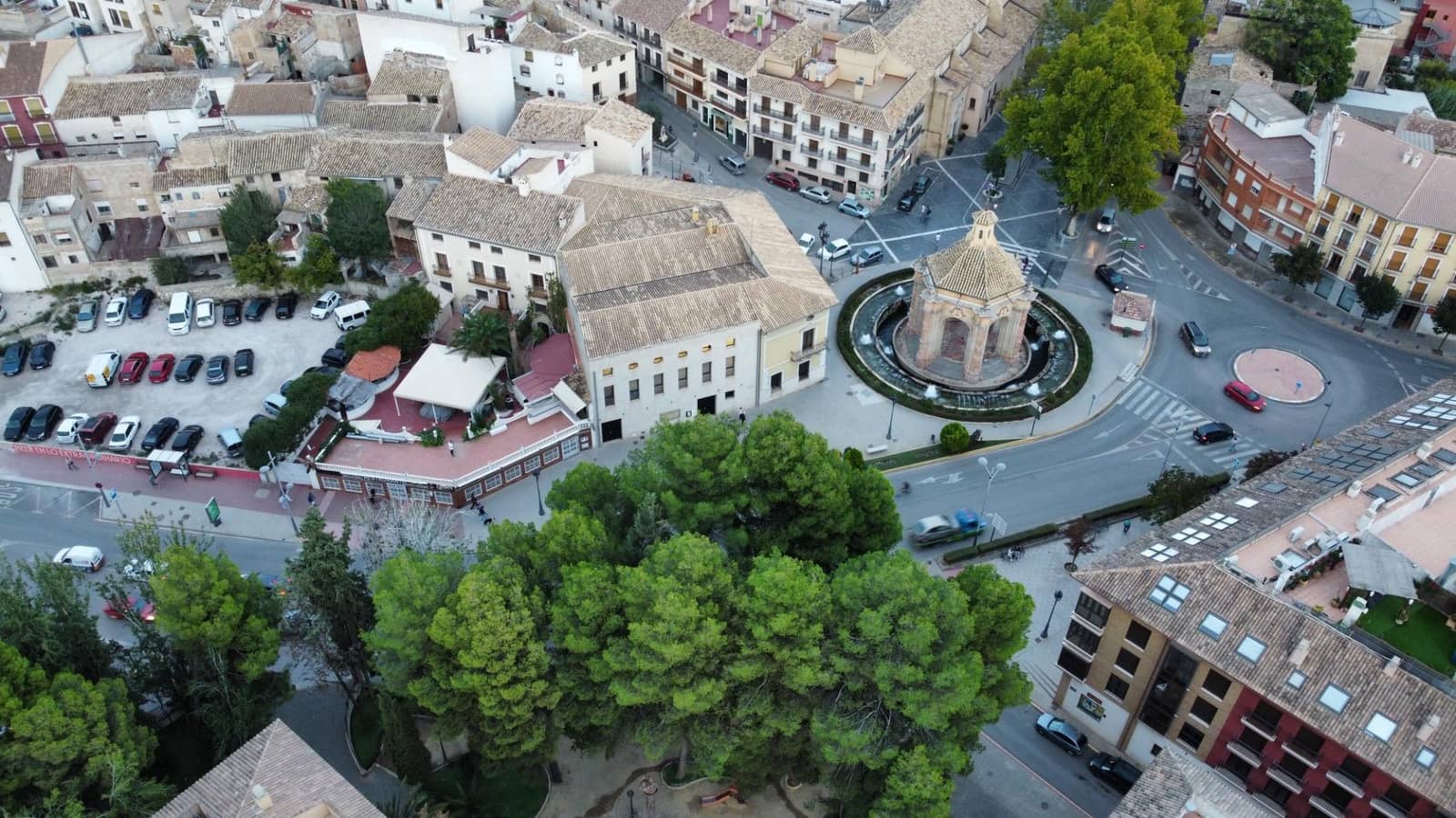 5 bedroom Restaurant/Bar for sale in Caravaca de la Cruz with garage - € 450,000 (Ref: 8757854)