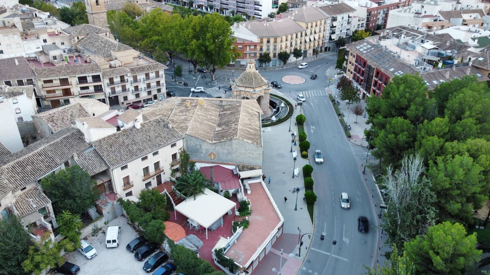 5 bedroom Restaurant/Bar for sale in Caravaca de la Cruz with garage - € 450,000 (Ref: 8757854)