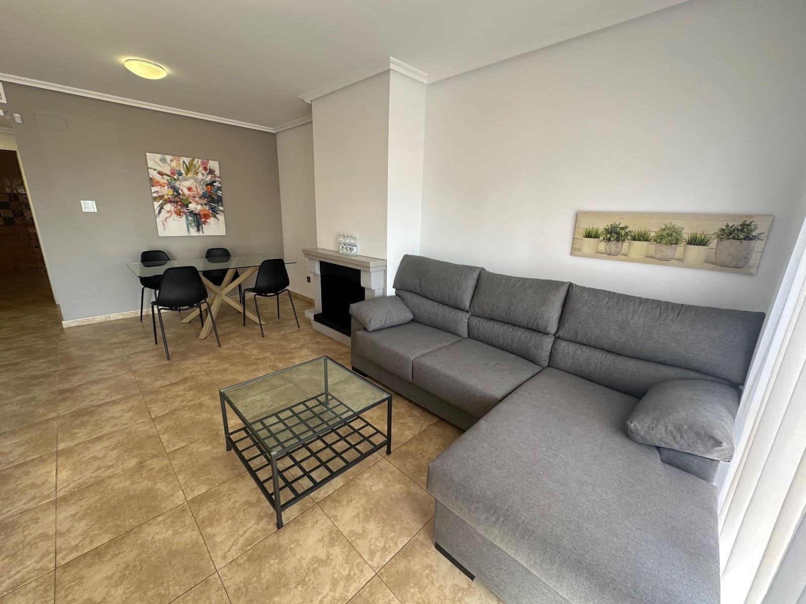 3 slaapkamer Rijtjeshuis te koop in Fortuna met garage - € 128.000 (Ref: 8847560)