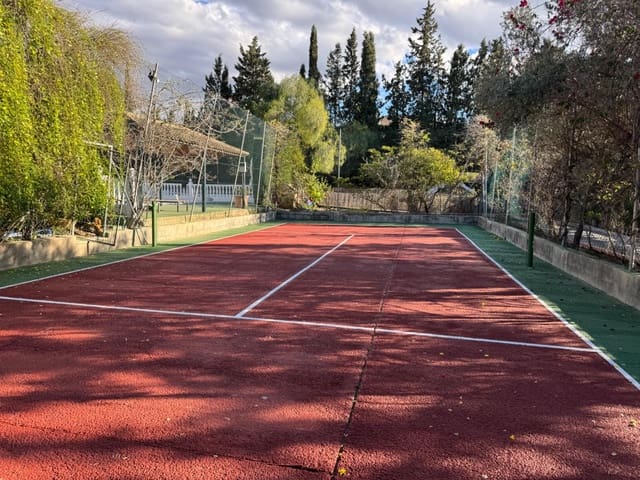 5 soveværelse Villa til salg i Molina de Segura med swimmingpool - € 550.000 (Ref: 8905403)