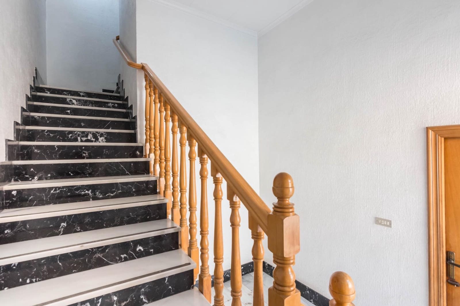 5 soveværelse Villa til salg i Villanueva del Rio Segura med garage - € 219.000 (Ref: 8954365)