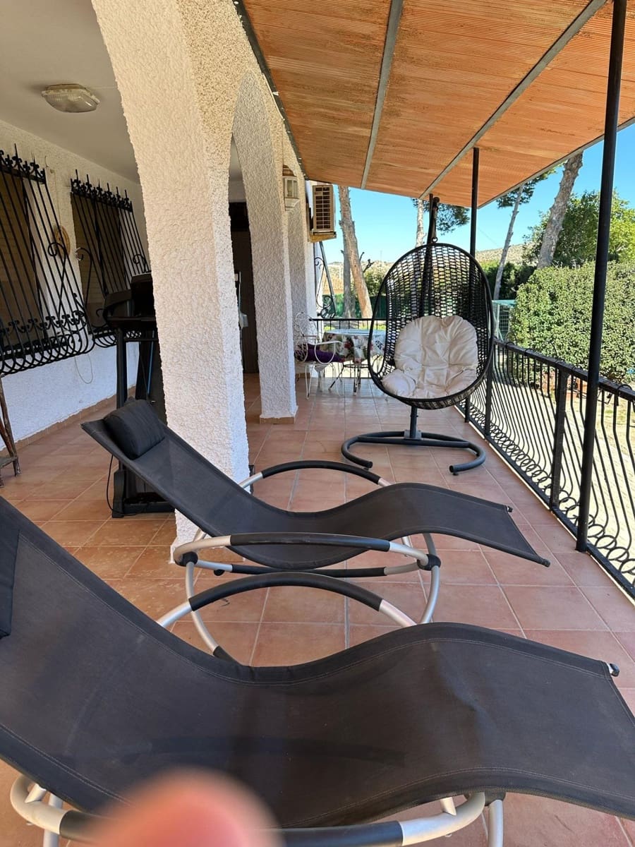 4 soveværelse Villa til salg i La Alcayna med swimmingpool - € 595.000 (Ref: 9032281)