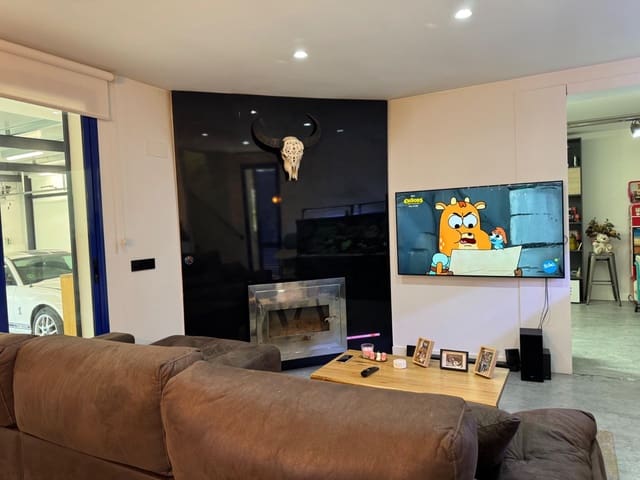 4 camera da letto Villa in vendita in Fortuna con piscina garage - 285.000 € (Rif: 9051148)