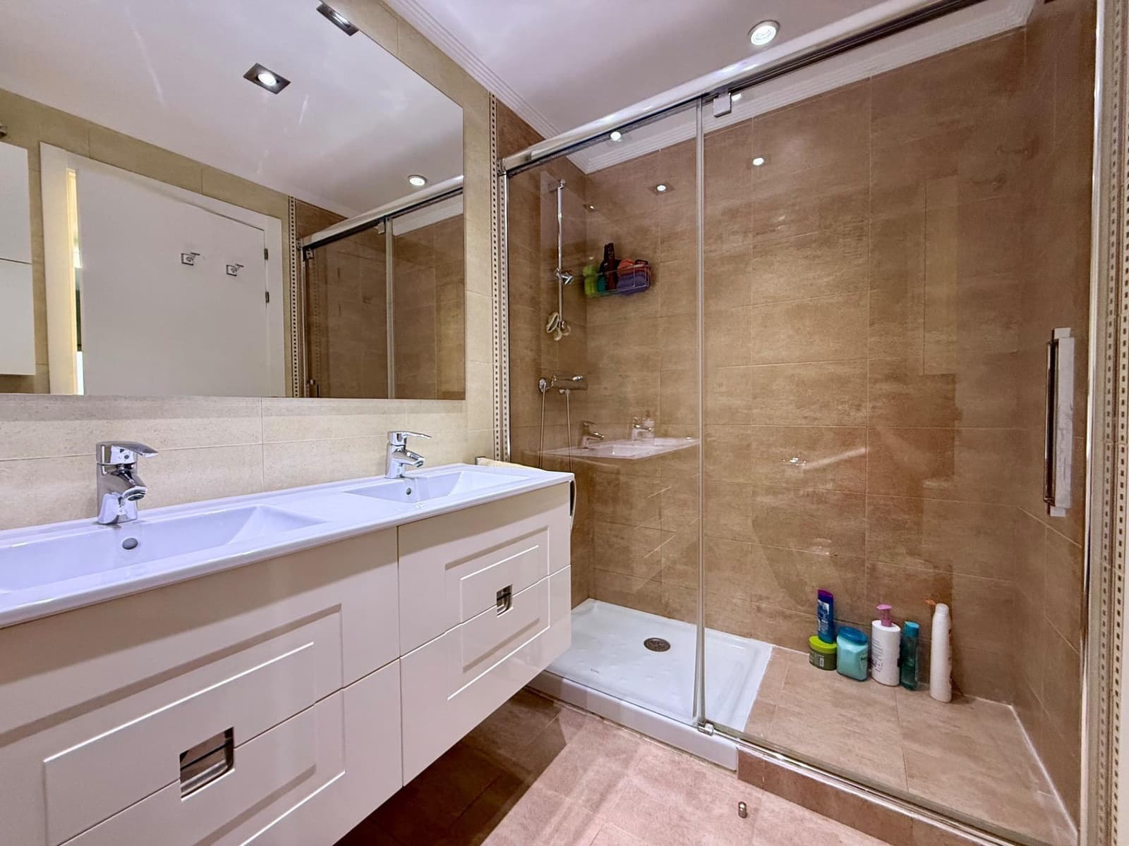 4 camera da letto Appartamento da affittare in Churra con garage - 1.400 € (Rif: 9112438)