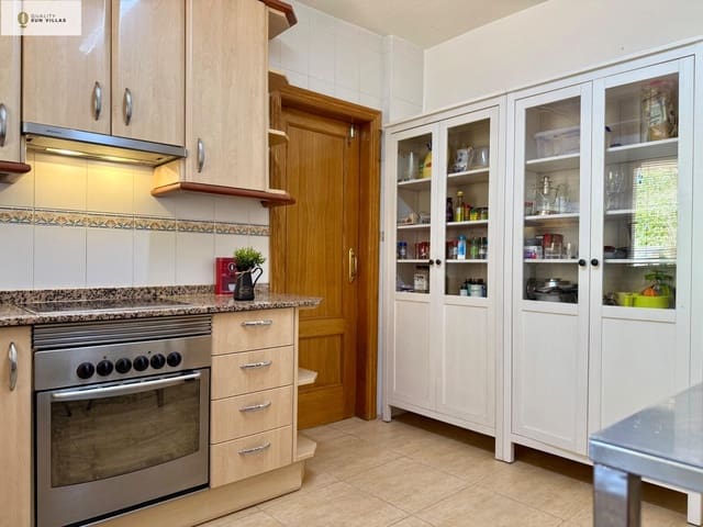 4 sovrum Semi-fristående Villa till salu i Altorreal, Molina de Segura med pool garage - 321 000 € (Ref: 9174601)