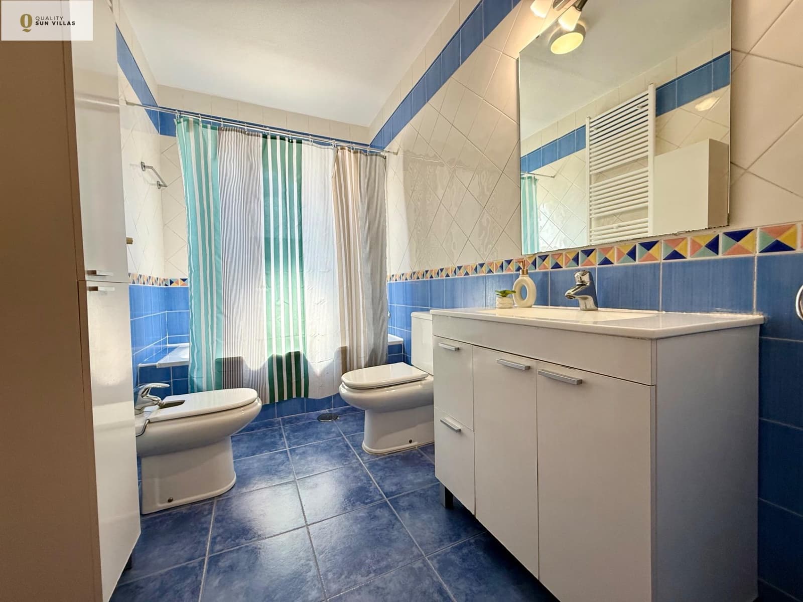 4 sypialnia Dom blizniak na sprzedaż w Altorreal z basenem garażem - 321 000 € (Ref: 9174601)