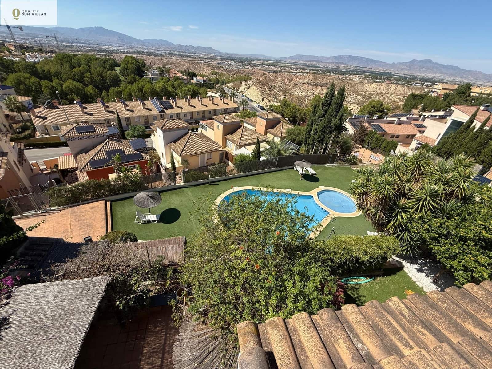 4 sypialnia Dom blizniak na sprzedaż w Altorreal z basenem garażem - 321 000 € (Ref: 9174601)