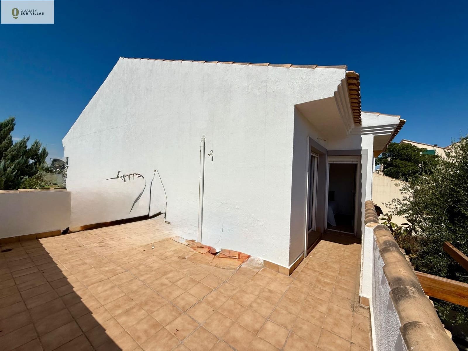 4 slaapkamer Halfvrijstaande villa te koop in Altorreal met zwembad garage - € 325.000 (Ref: 9174601)