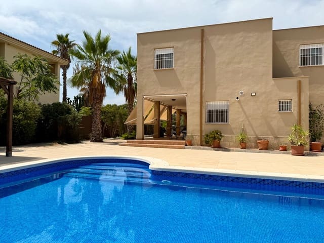 5 soveværelse Villa til salg i Molina de Segura med garage - € 420.000 (Ref: 9200599)