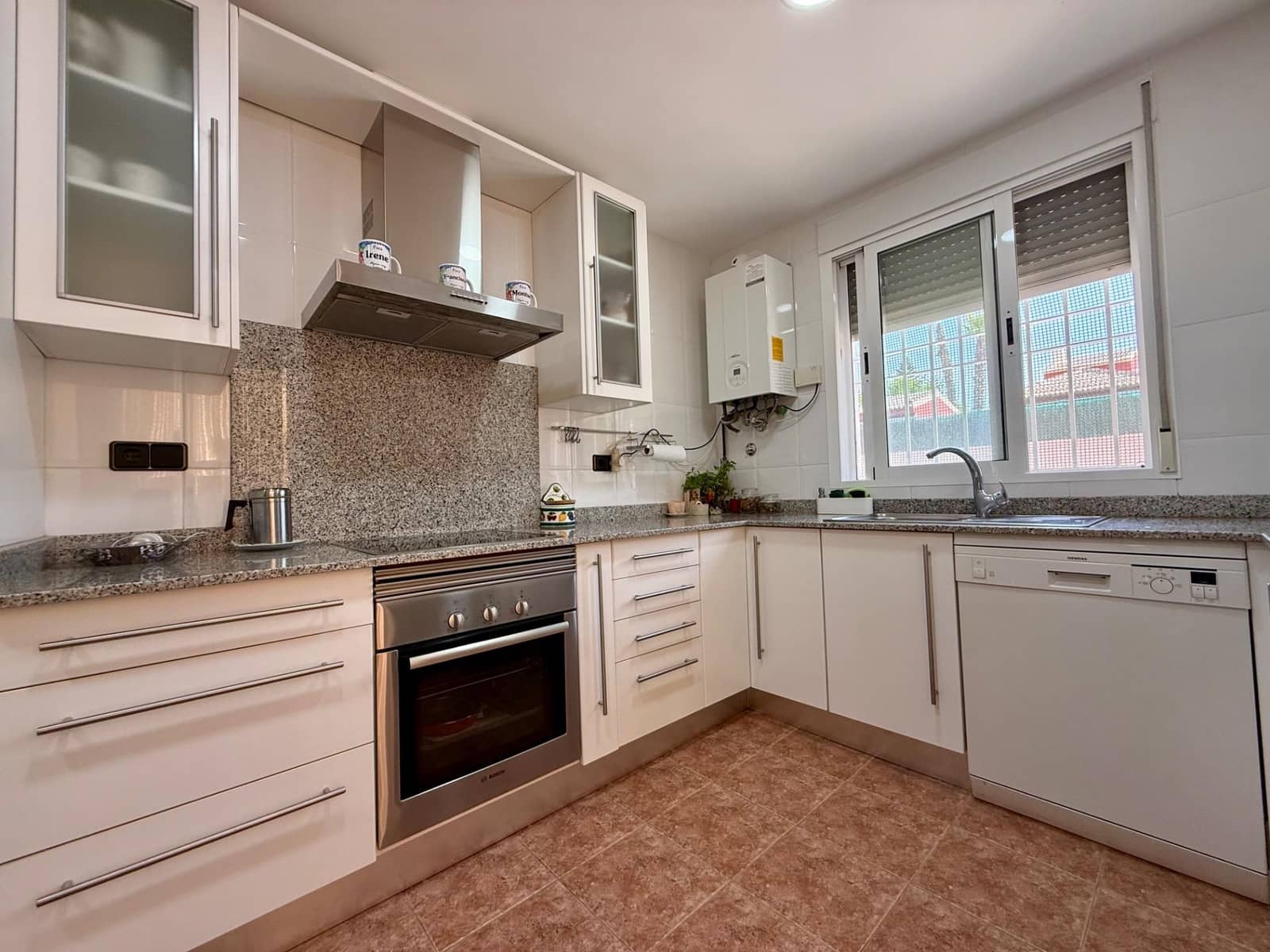 5 soveværelse Villa til salg i Molina de Segura med garage - € 420.000 (Ref: 9200599)