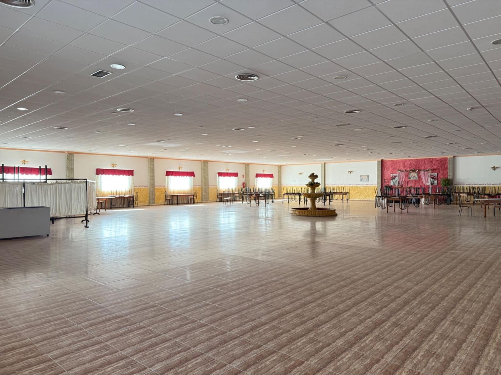 Bedrift til salgs i Fortuna - € 1 800 000 (Ref: 9257389)