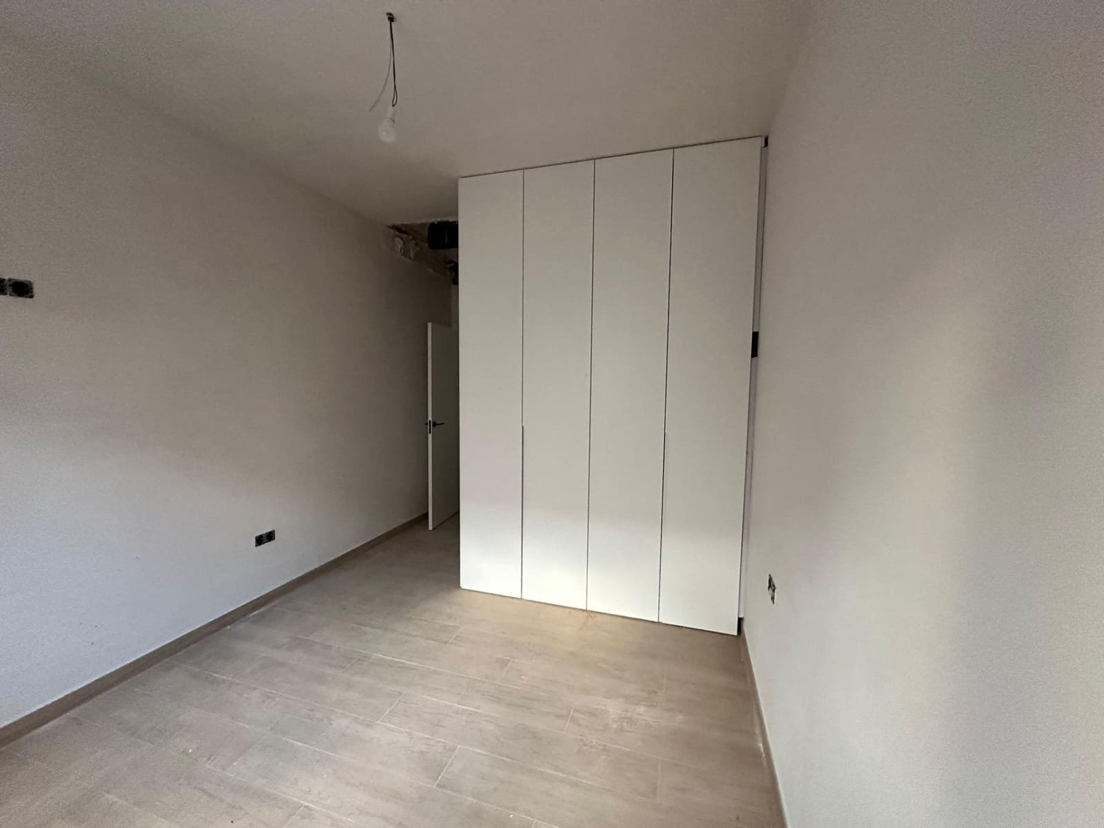 3 makuuhuone Huvila myytävänä paikassa La Alcayna mukana uima-altaan 
autotalli - 450 000 € (Ref: 9359693)