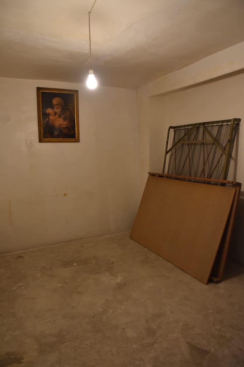 7 soverom Hus til salgs i Fortuna - € 80 000 (Ref: 9359695)