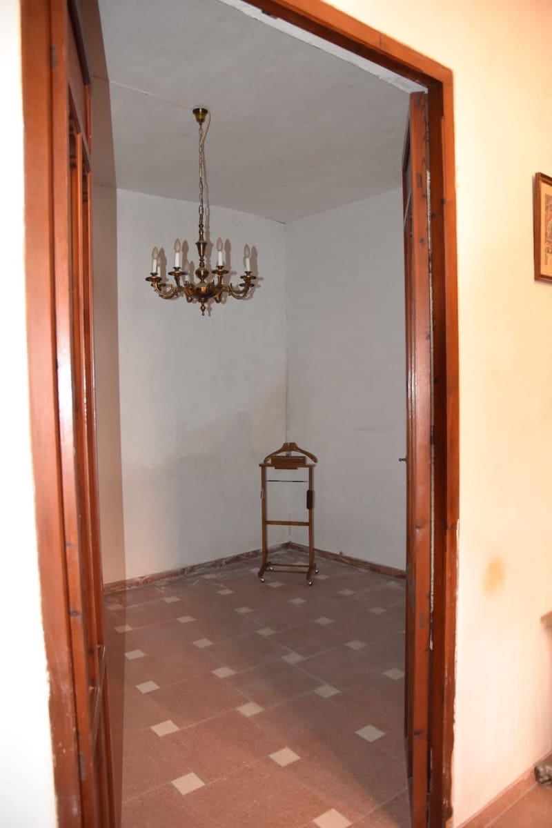 7 soverom Hus til salgs i Fortuna - € 80 000 (Ref: 9359695)