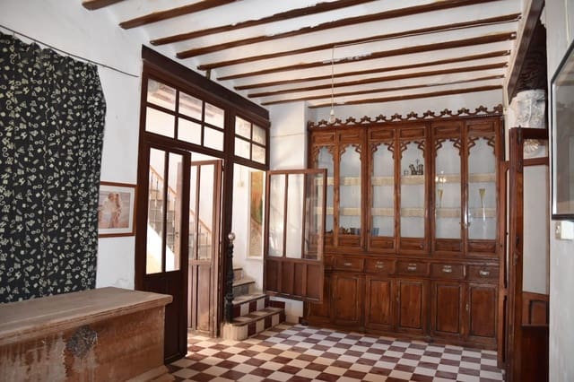 7 bedroom Townhouse for sale in Fortuna - € 80,000 (Ref: 9359695)