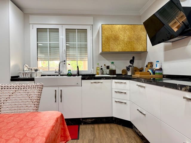 Chalet de 5 habitaciones en La Alcayna, Molina de Segura en venta con piscina garaje - 539.000 € (Ref: 9423912)