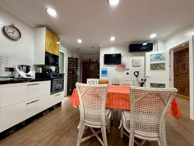 Chalet de 5 habitaciones en La Alcayna, Molina de Segura en venta con piscina garaje - 539.000 € (Ref: 9423912)