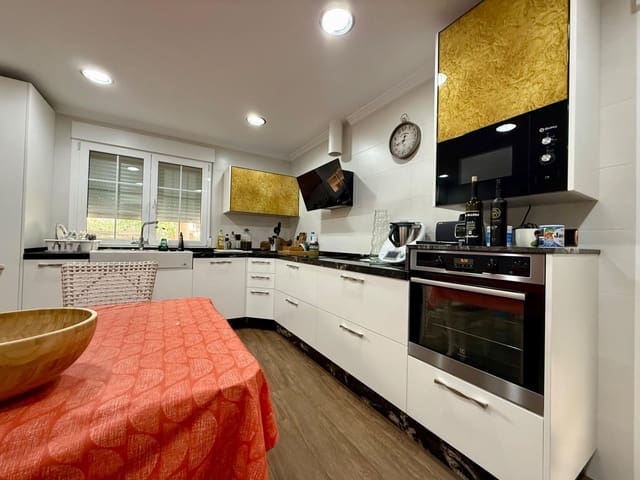 Chalet de 5 habitaciones en La Alcayna, Molina de Segura en venta con piscina garaje - 539.000 € (Ref: 9423912)