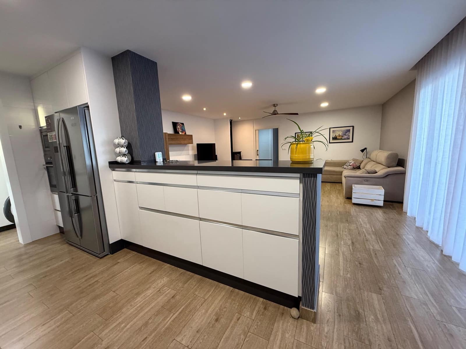 4 slaapkamer Villa te koop in Caudete met zwembad garage - € 395.000 (Ref: 9423913)