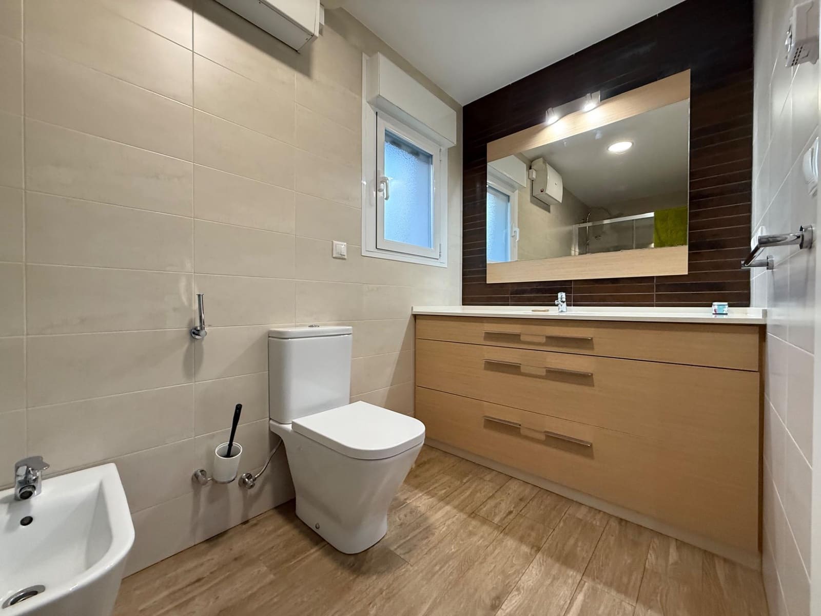 4 slaapkamer Villa te koop in Caudete met zwembad garage - € 395.000 (Ref: 9423913)