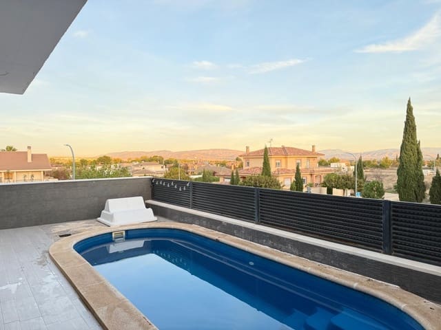 4 slaapkamer Villa te koop in Caudete met zwembad garage - € 395.000 (Ref: 9423913)