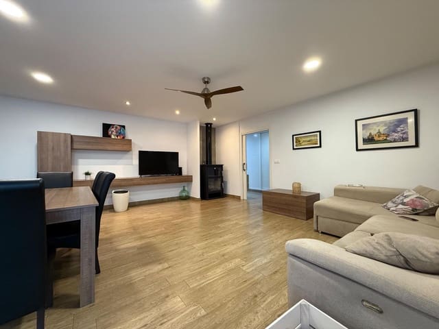 4 slaapkamer Villa te koop in Caudete met zwembad garage - € 395.000 (Ref: 9423913)