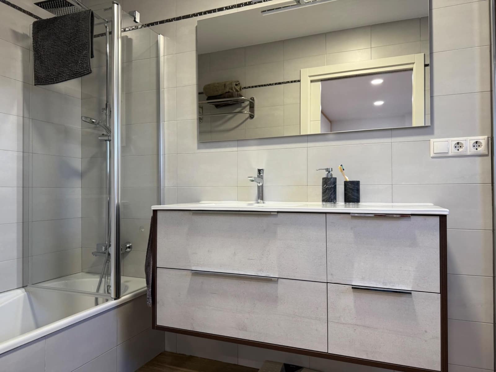 4 slaapkamer Villa te koop in Caudete met zwembad garage - € 395.000 (Ref: 9423913)