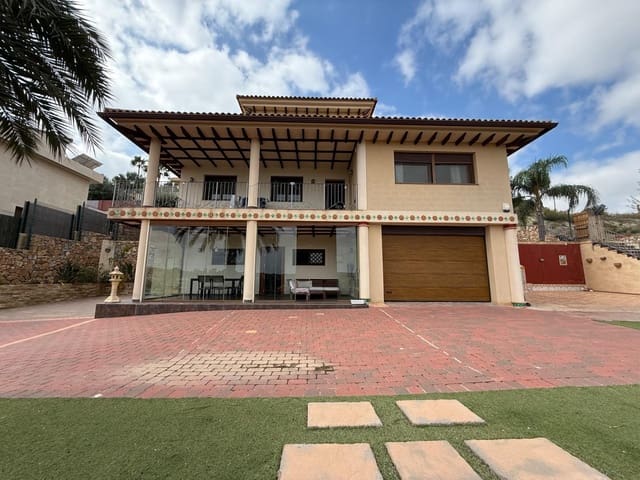 4 soverom Villa til salgs i La Alcayna, Molina de Segura med svømmebasseng garasje - € 495 000 (Ref: 9427336)