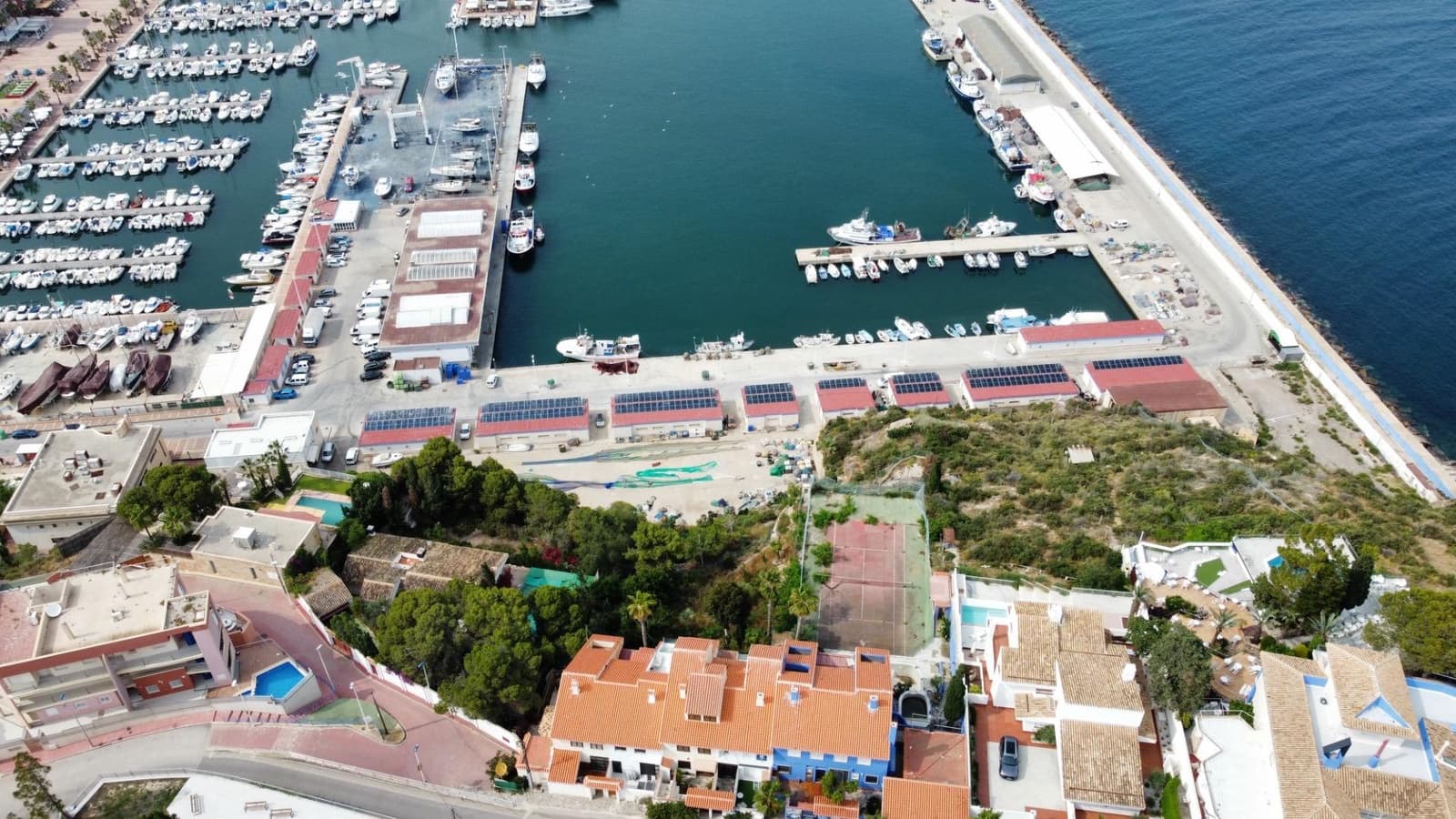 4 makuuhuone Huvila myytävänä paikassa Puerto de Mazarron mukana uima-altaan 
autotalli - 590 000 € (Ref: 9431586)