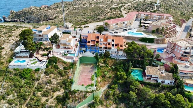 4 makuuhuone Huvila myytävänä paikassa Puerto de Mazarron, Mazarrón mukana uima-altaan 
autotalli - 590 000 € (Ref: 9431586)