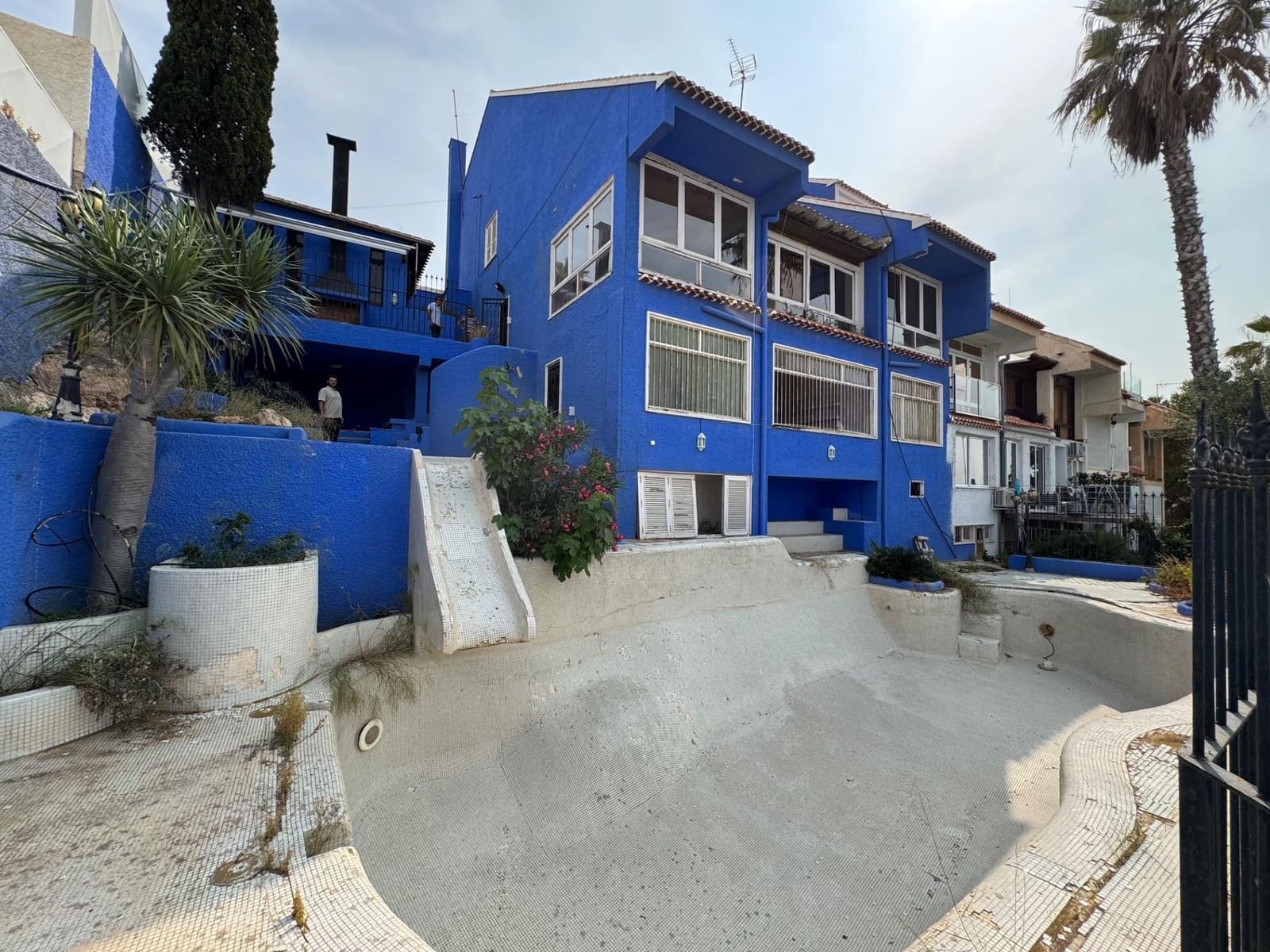 4 makuuhuone Huvila myytävänä paikassa Puerto de Mazarron mukana uima-altaan 
autotalli - 590 000 € (Ref: 9431586)