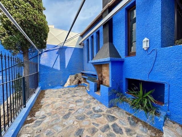 4 makuuhuone Huvila myytävänä paikassa Puerto de Mazarron, Mazarrón mukana uima-altaan 
autotalli - 590 000 € (Ref: 9431586)