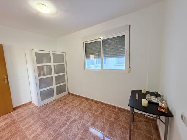 3 sovrum Lägenhet till salu i Fortuna - 105 000 € (Ref: 9449417)