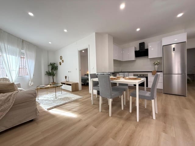 2 makuuhuone Asunto myytävänä paikassa Centro, Los Alcázares mukana 
autotalli - 129 900 € (Ref: 9561932)