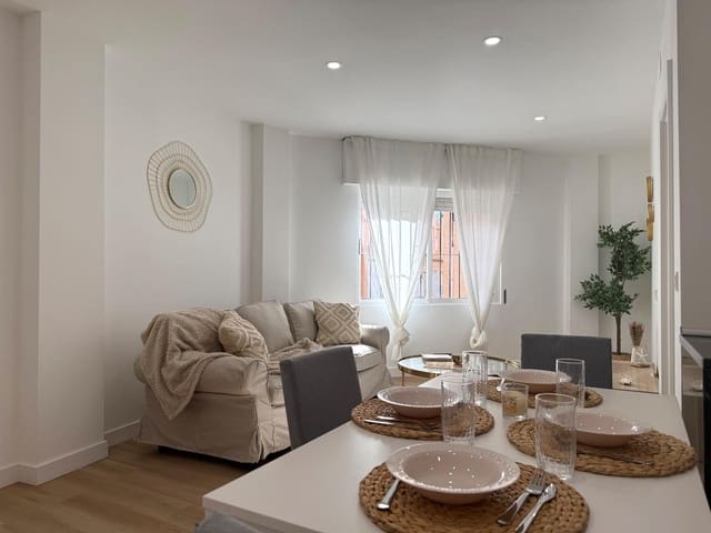 2 makuuhuone Asunto myytävänä paikassa Centro, Los Alcázares mukana 
autotalli - 129 900 € (Ref: 9561932)