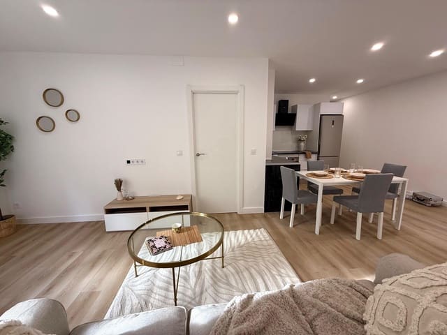 2 makuuhuone Asunto myytävänä paikassa Centro, Los Alcázares mukana 
autotalli - 129 900 € (Ref: 9561932)