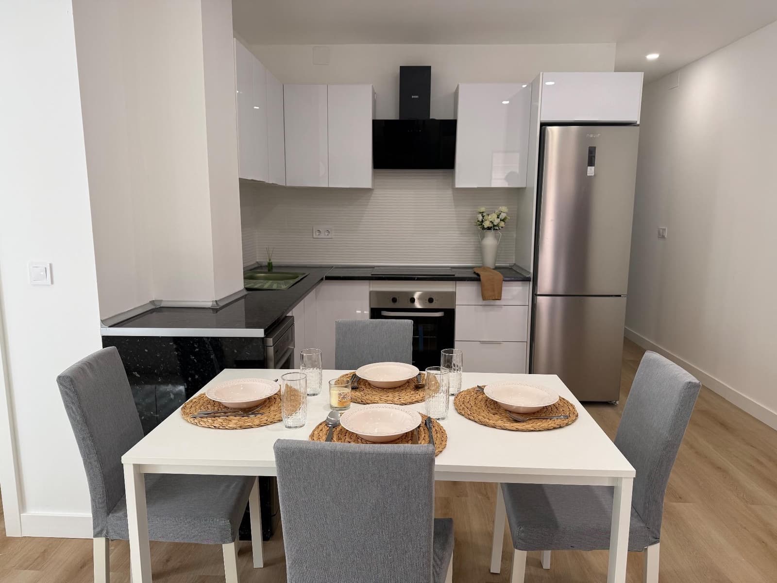 2 soveværelse Lejlighed til salg i Los Alcazares med garage - € 129.900 (Ref: 9561932)